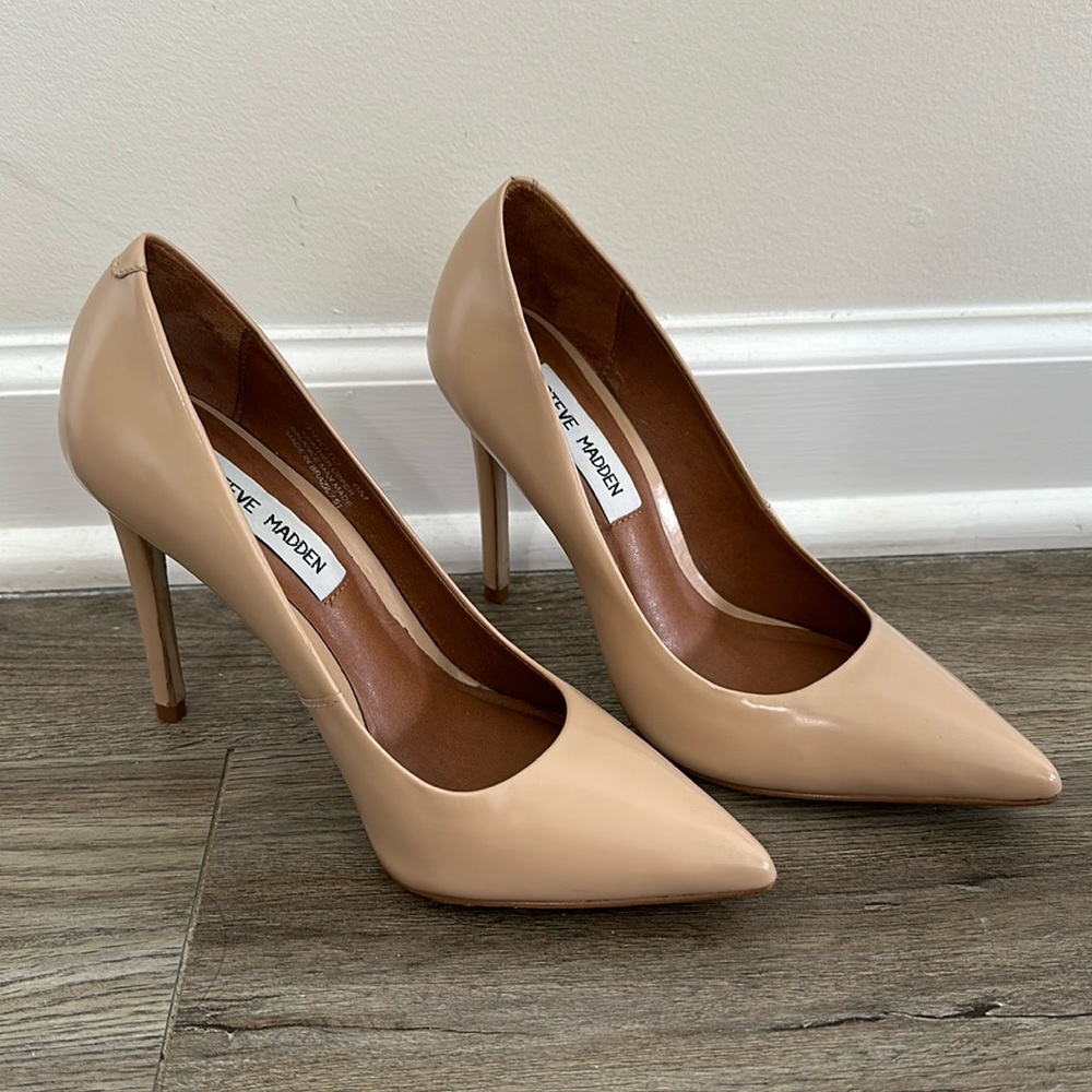 Steve Madden Nude Heels